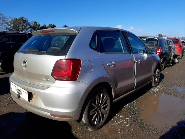 2014 VOLKSWAGEN POLO SE TS