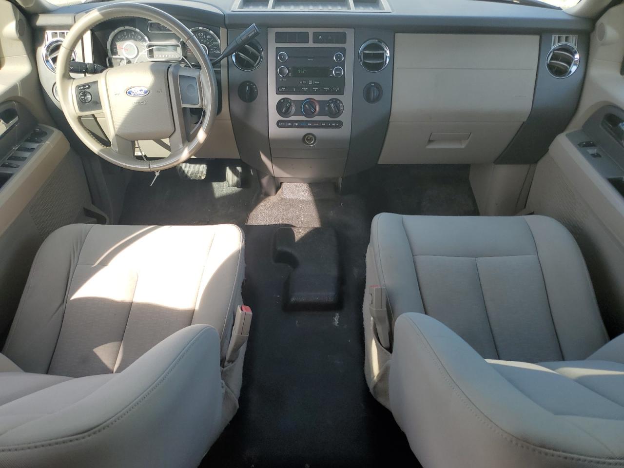 2009 Ford Expedition - Image 8