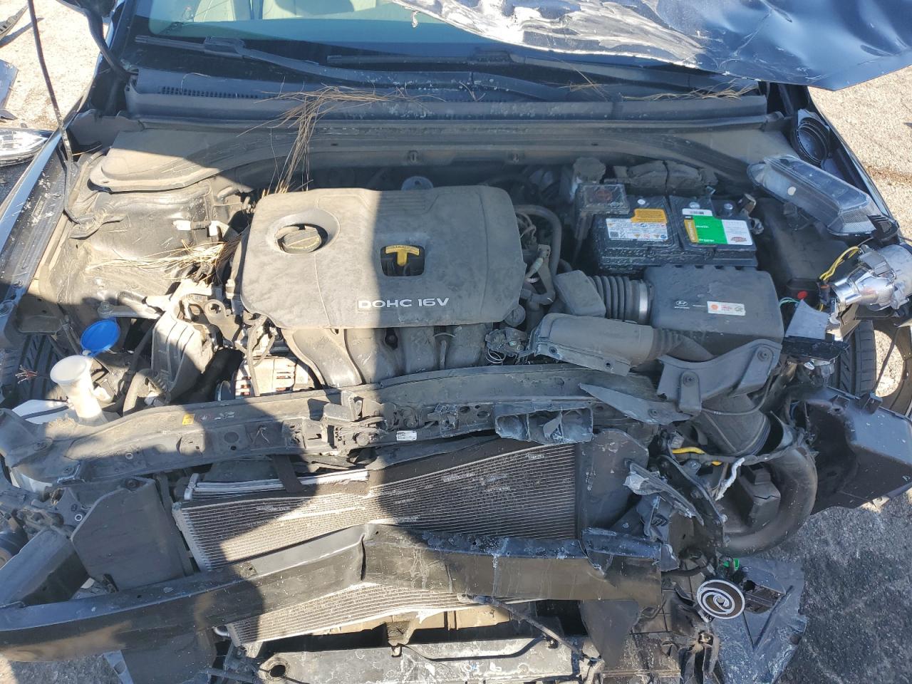 2018 Hyundai Elantra - Image 12
