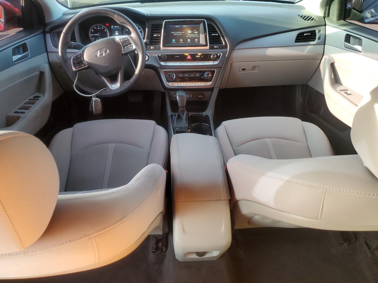 2018 Hyundai Sonata - Image 8