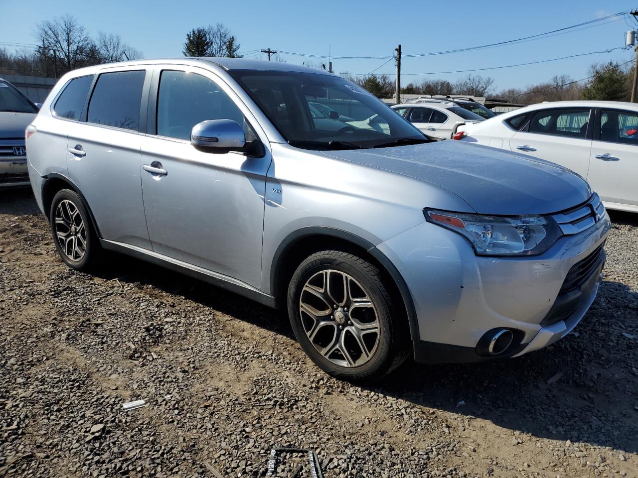 2015 Mitsubishi Outlander - Image 4