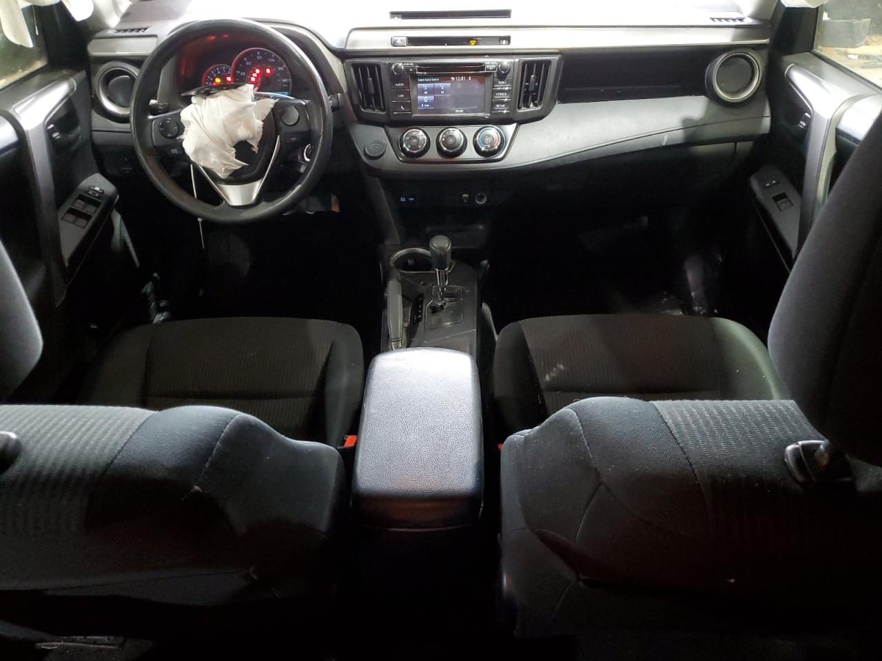 2016 Toyota RAV 4 - Image 8