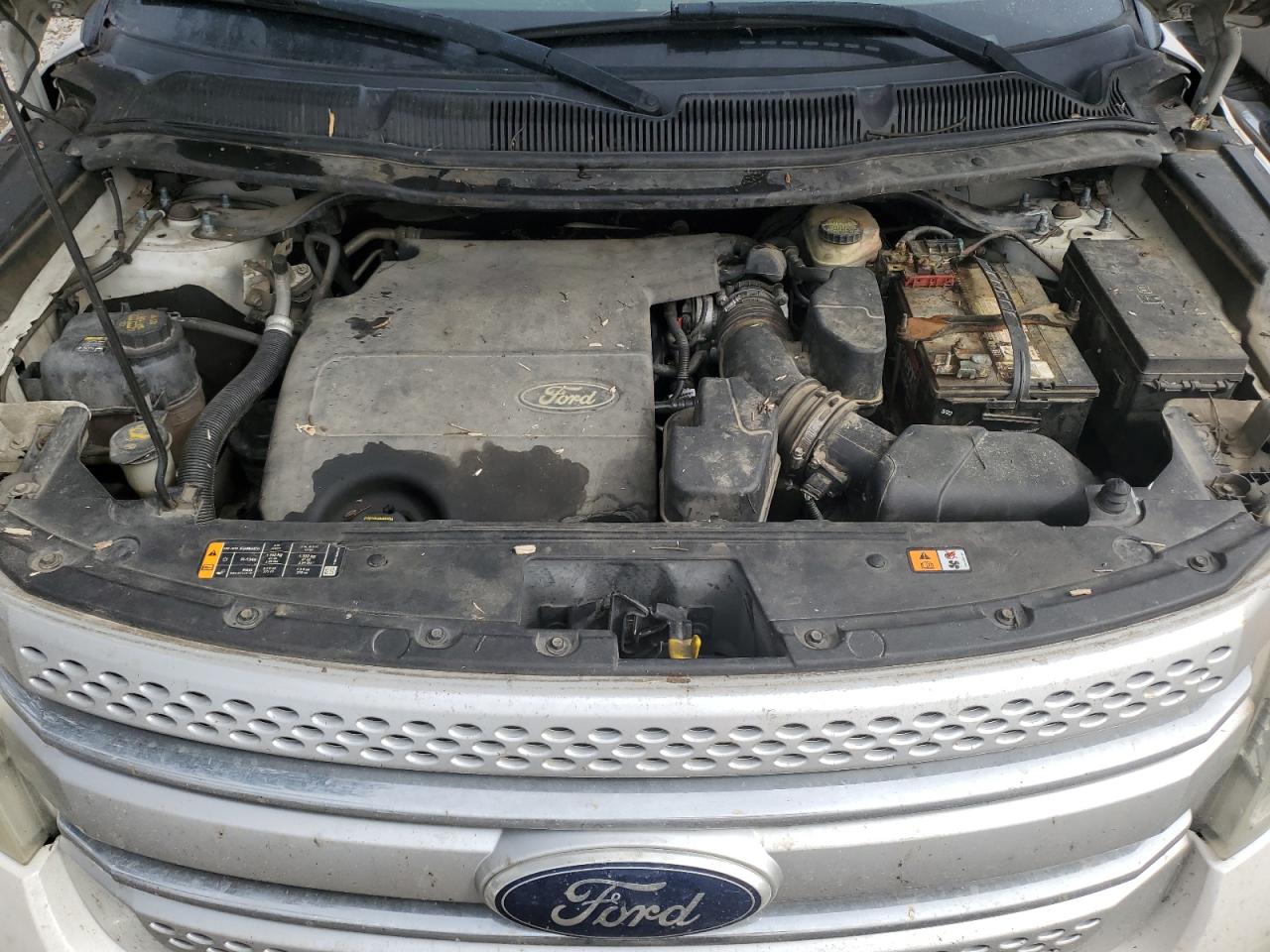 2014 Ford Explorer - Image 13