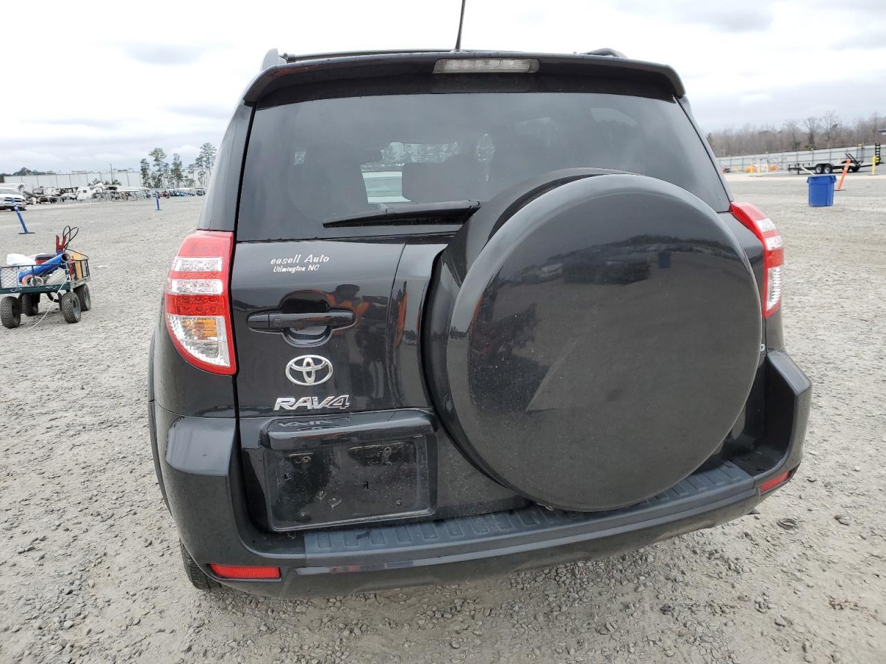 2012 Toyota RAV 4 - Image 6