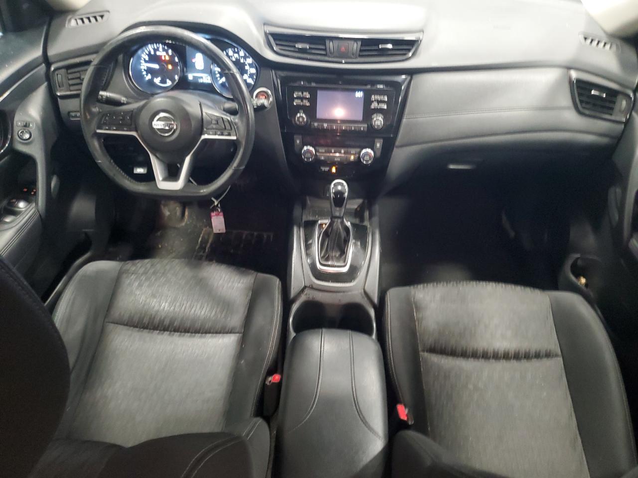 2017 Nissan Rogue - Image 8
