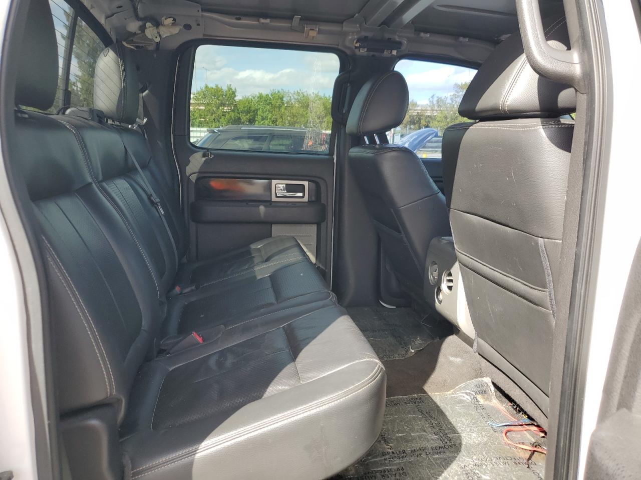 2010 Ford F-150 - Image 11
