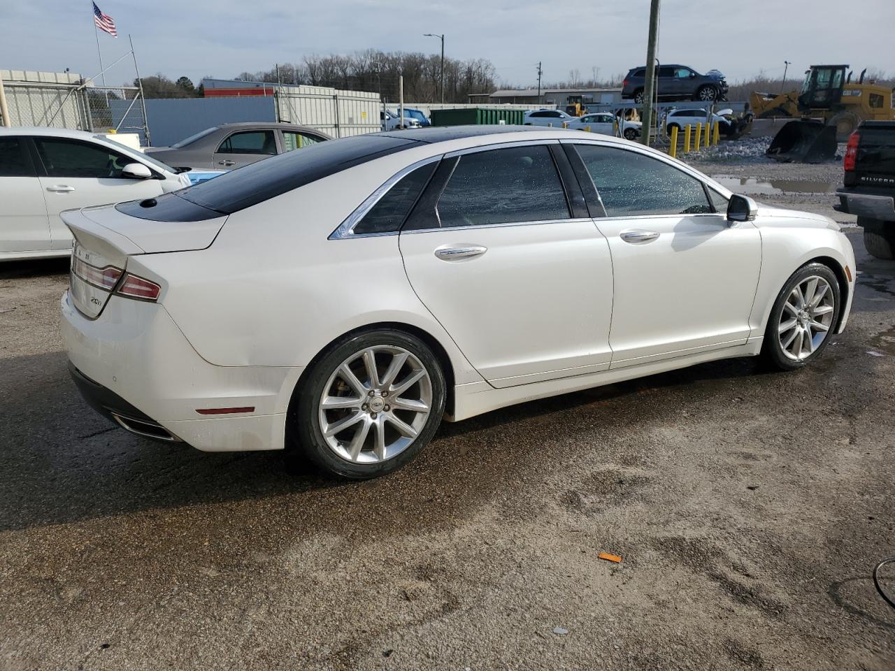 2016 Lincoln MKZ - Image 3