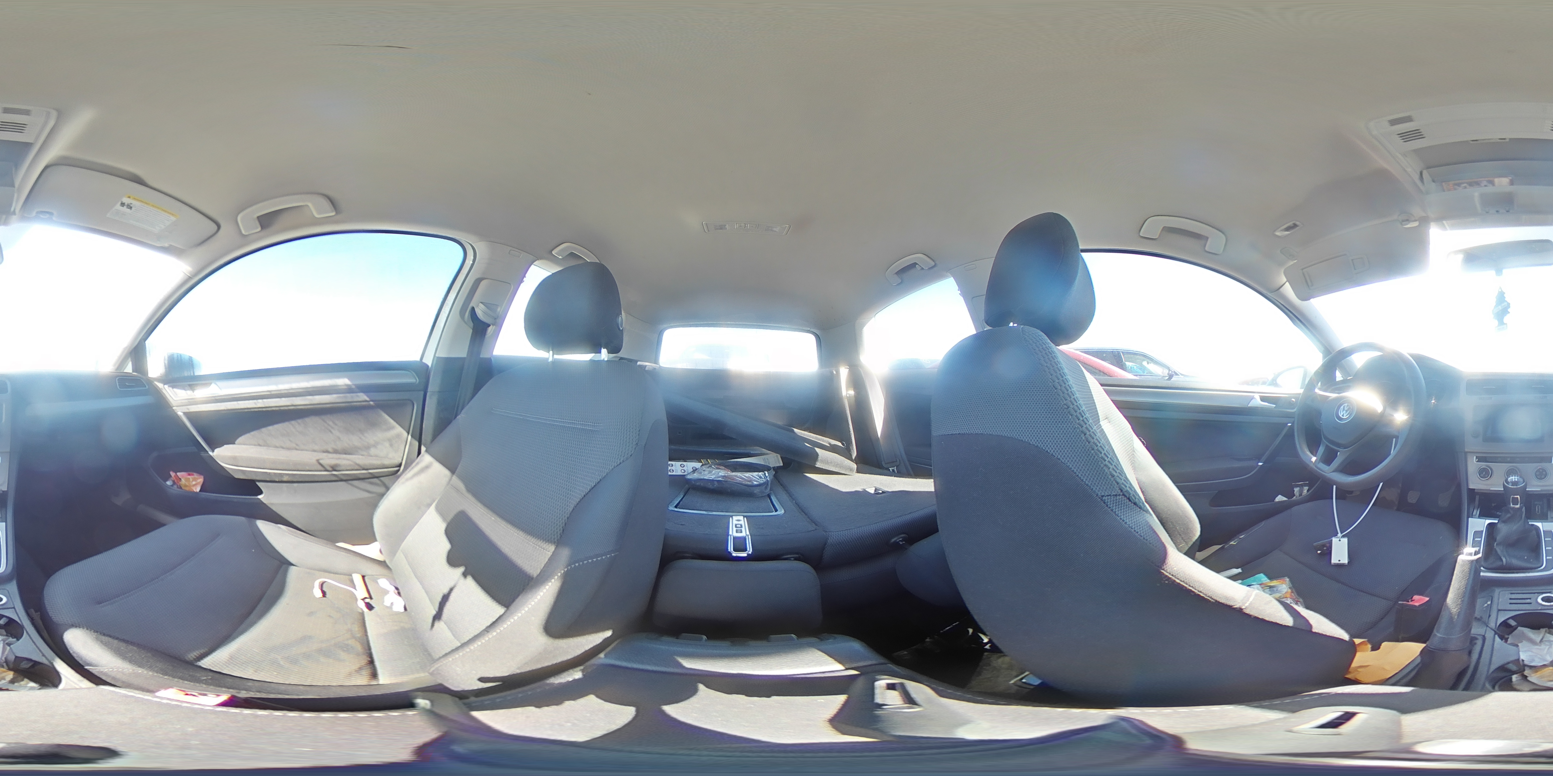 2015 Volkswagen Golf - Image 13