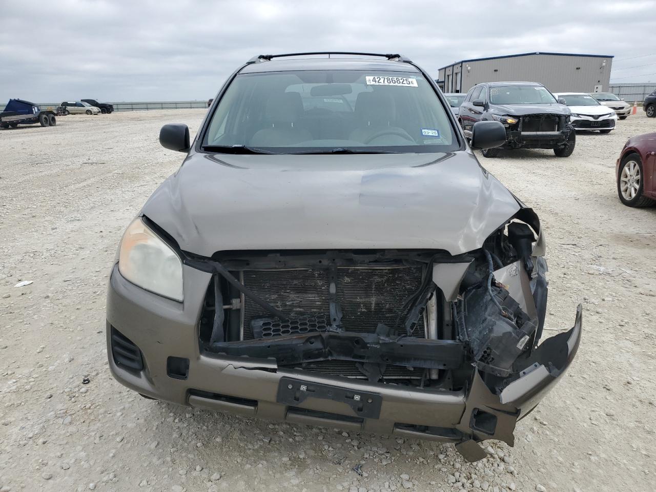 2011 Toyota RAV 4 - Image 5