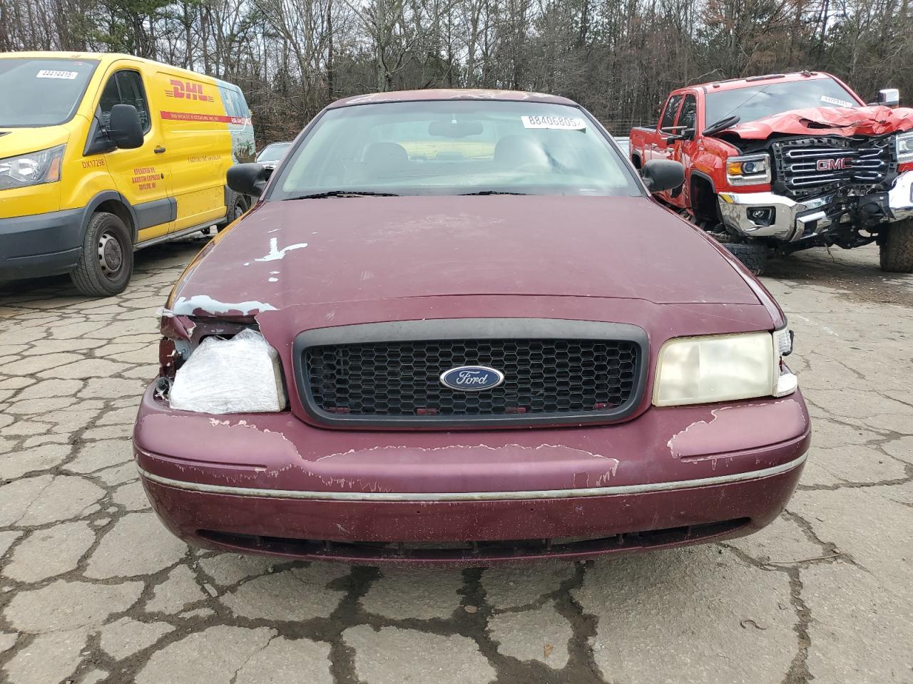 2004 Ford Crown Victoria - Image 5