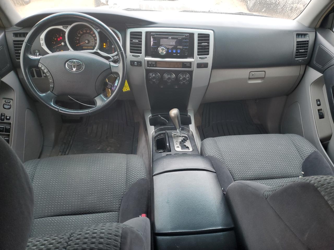 2005 Toyota 4Runner - Image 8