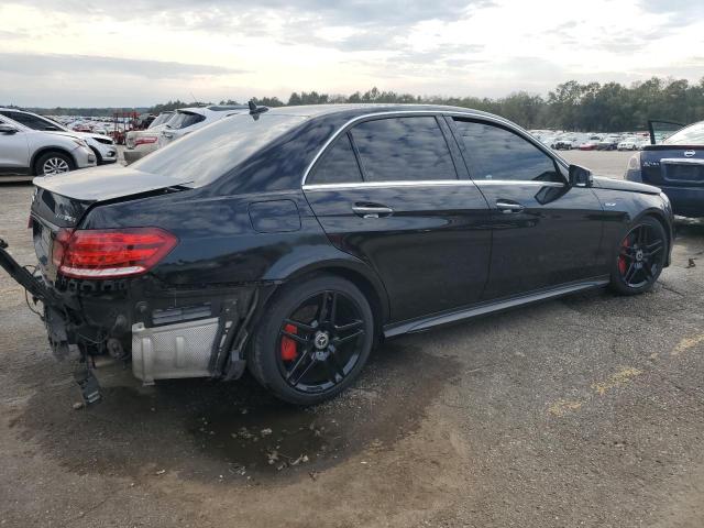  MERCEDES-BENZ E-CLASS 2015 Чорний