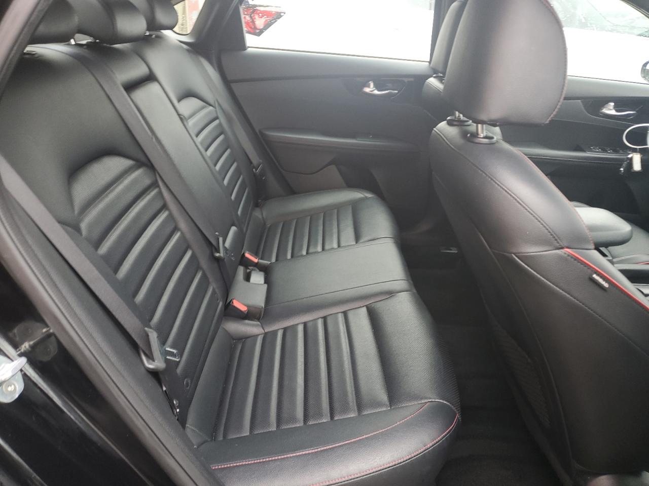 2021 Kia Forte - Image 10