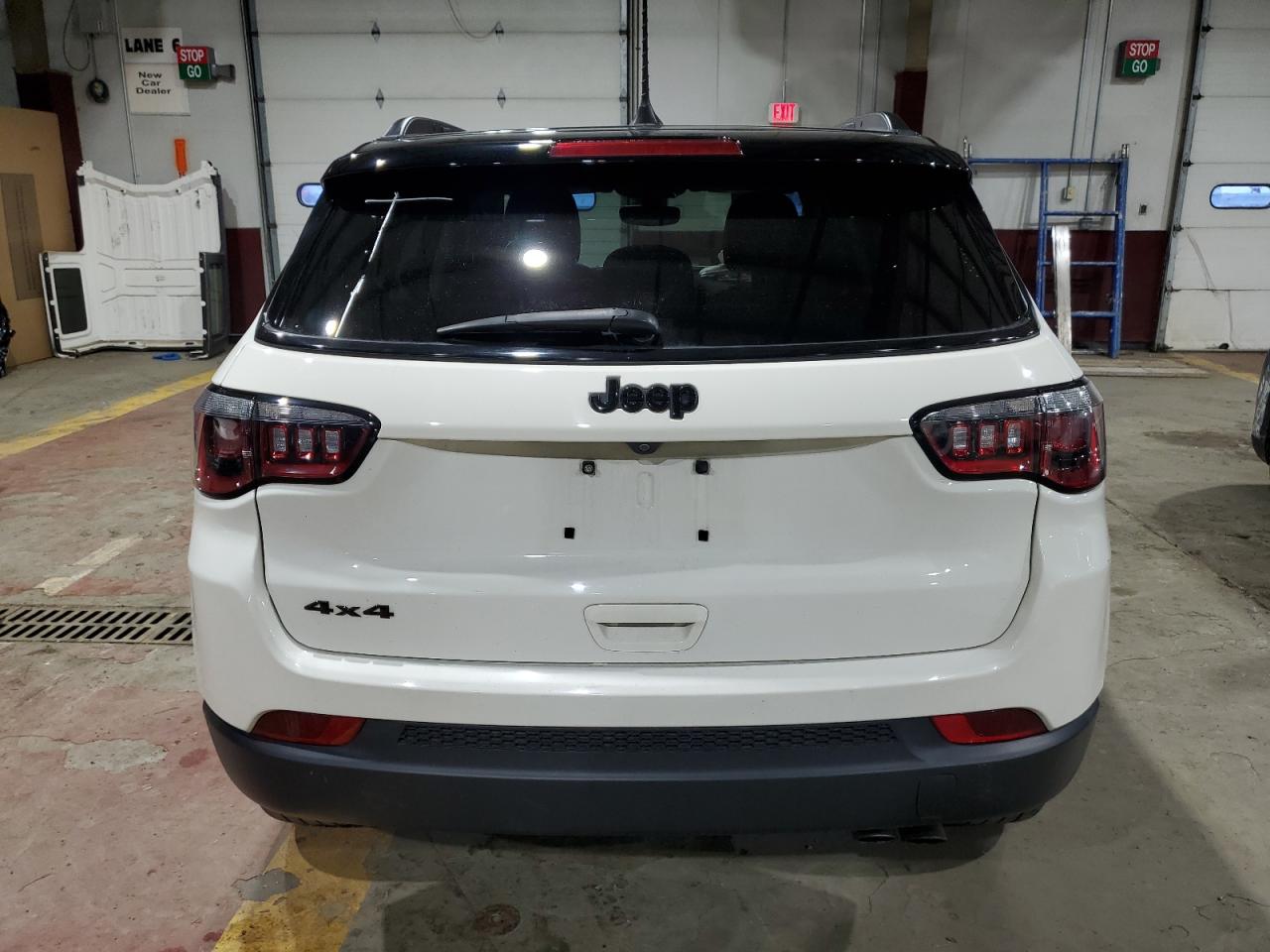 2020 Jeep Compass - Image 6