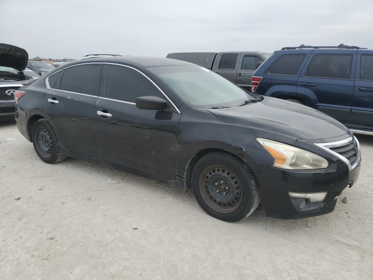 2014 Nissan Altima - Image 4
