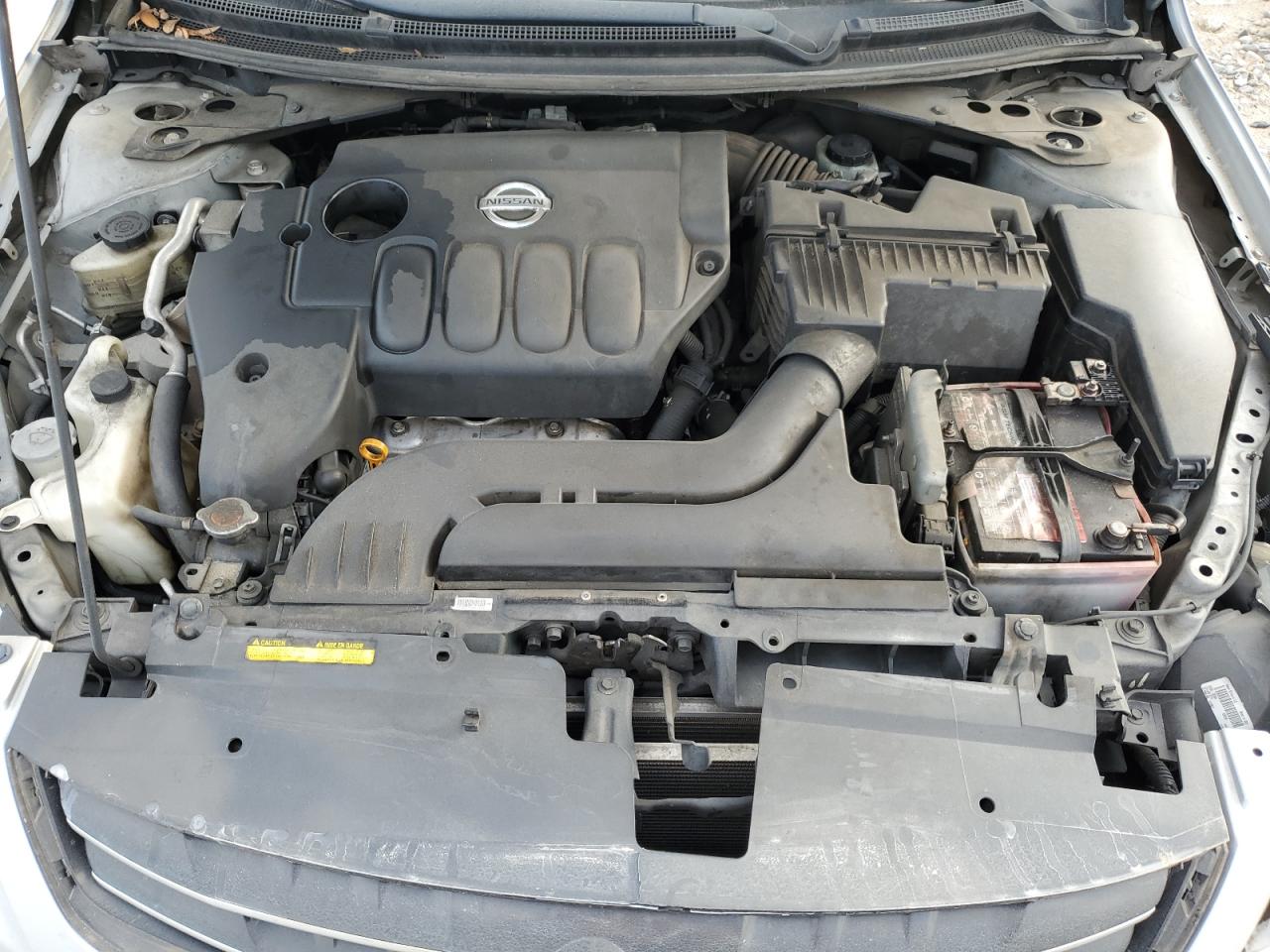 2012 Nissan Altima - Image 13