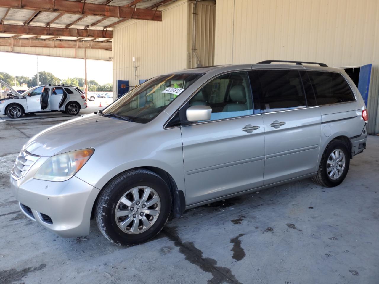2008 Honda Odyssey - Image 1