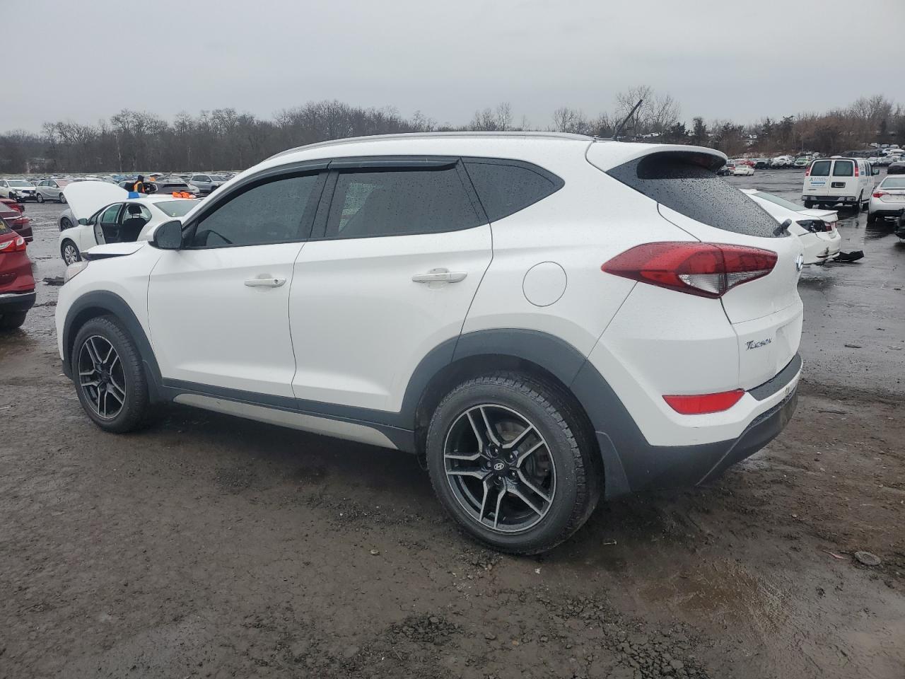 2017 Hyundai Tucson - Image 2