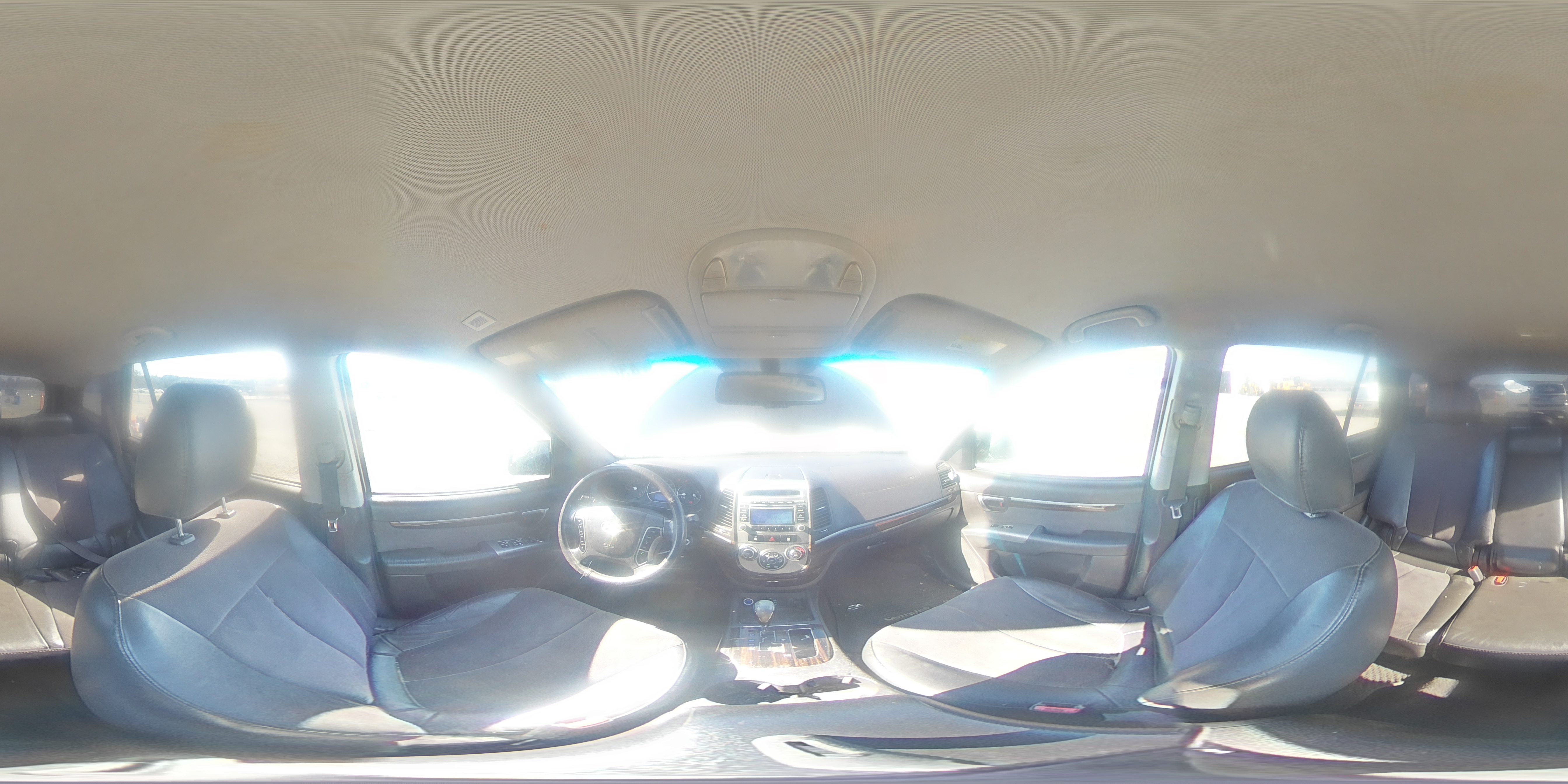 2012 Hyundai Santa Fe - Image 14