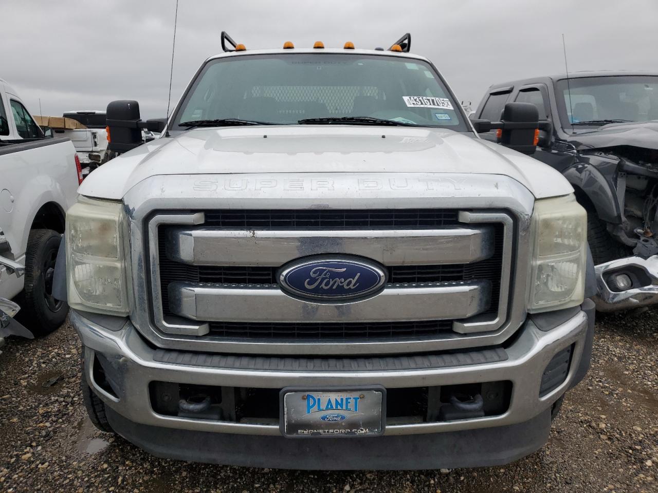 2016 Ford F450 - Image 5