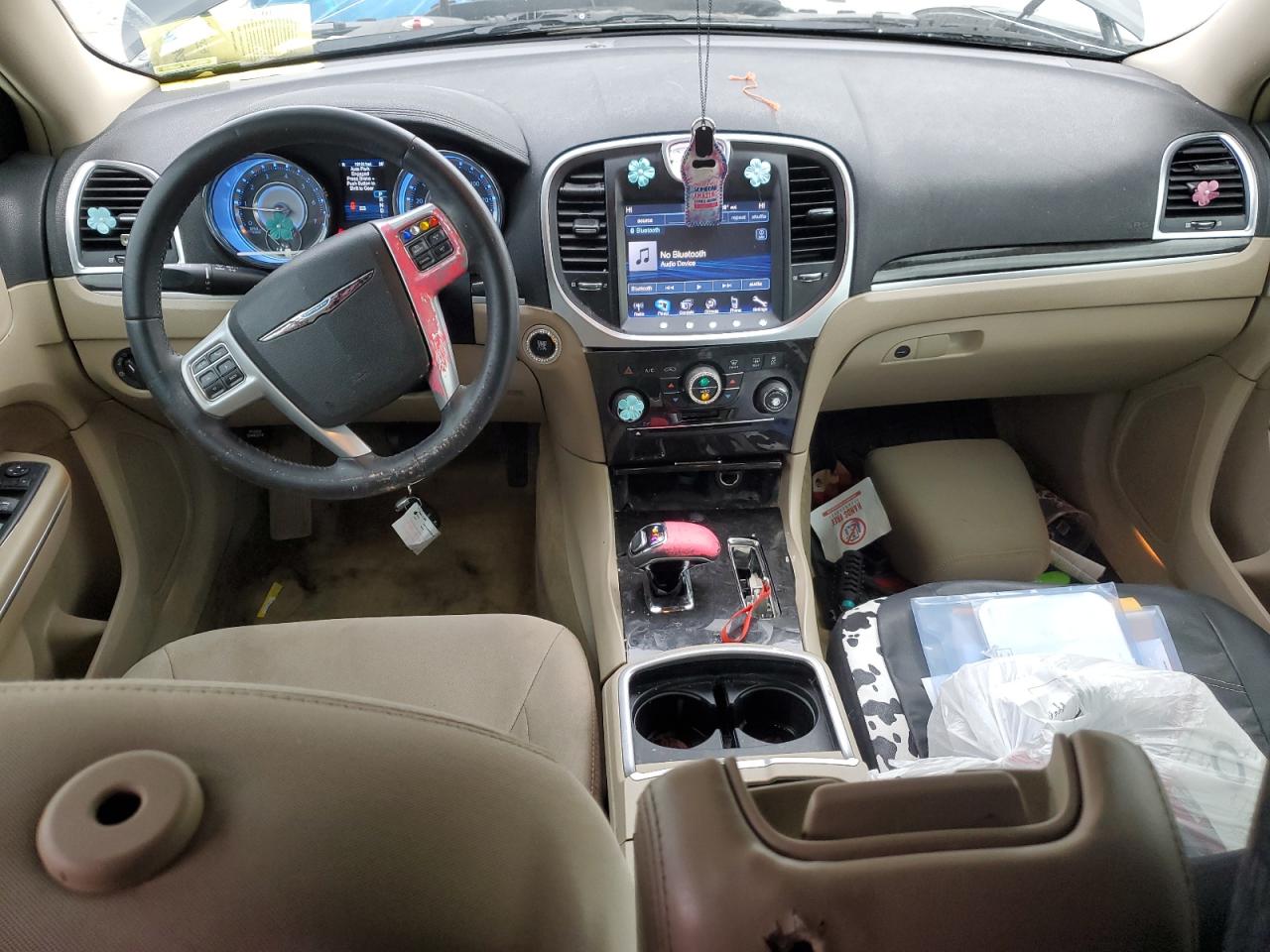 2014 Chrysler 300 - Image 8