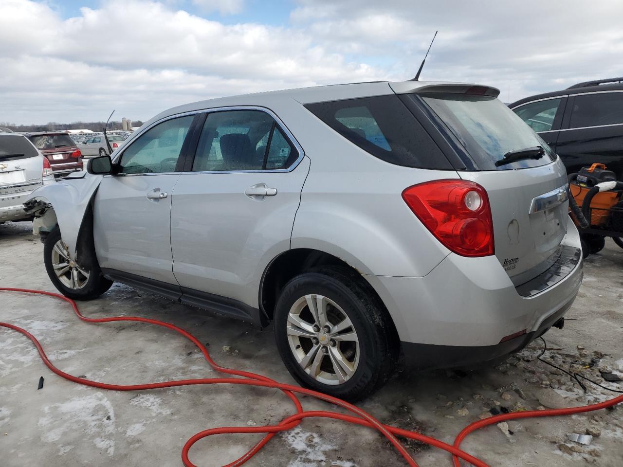 2010 Chevrolet Equinox - Image 2
