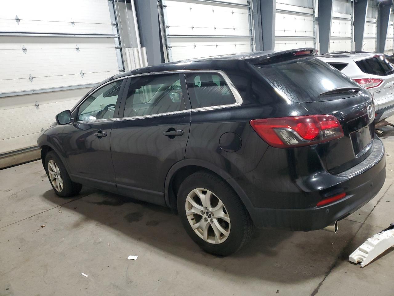 2013 Mazda CX-9 - Image 2