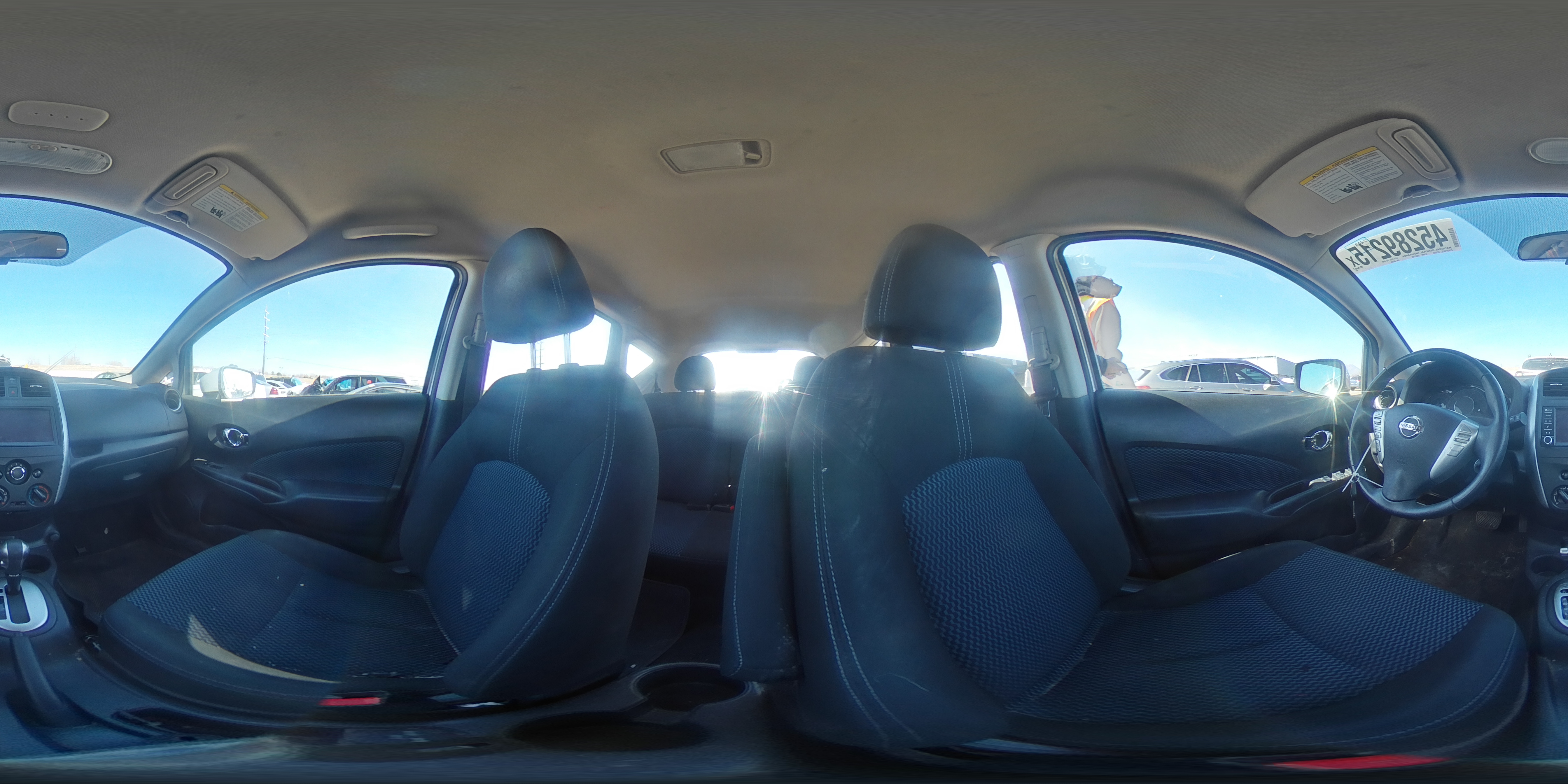 2019 Nissan Versa - Image 13