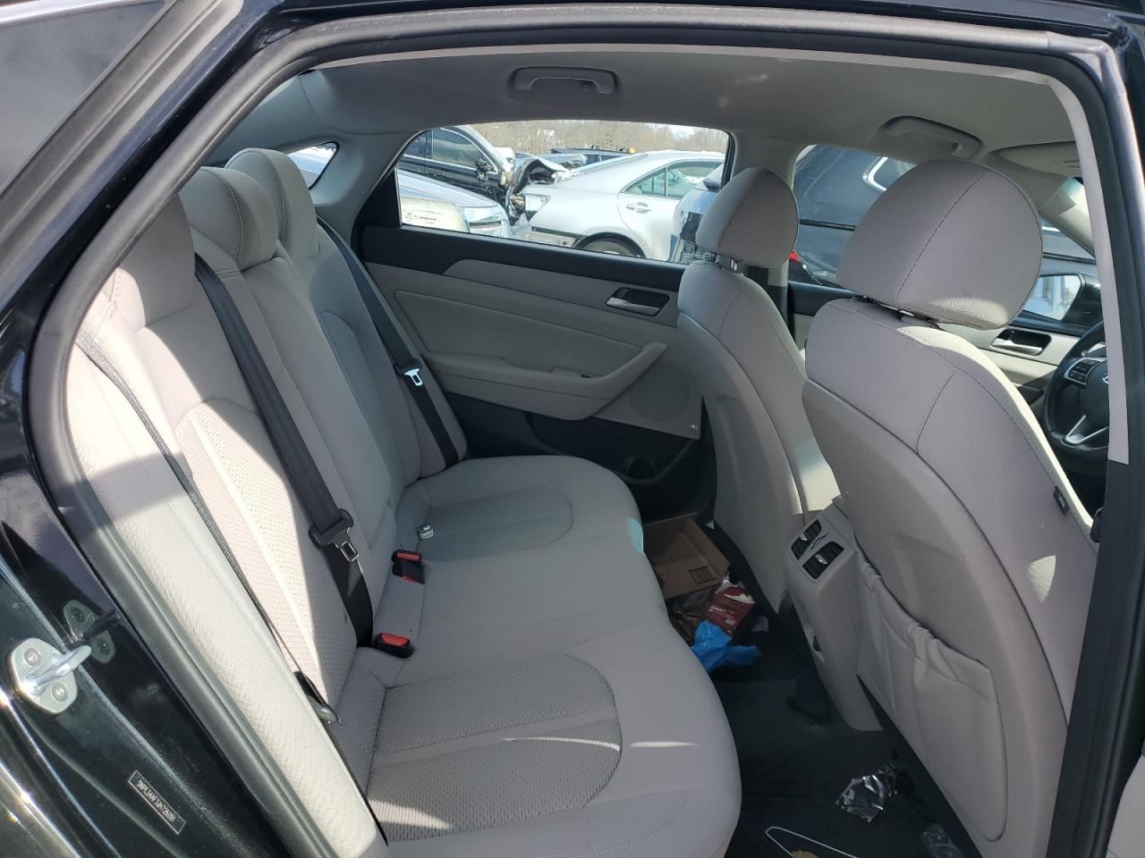 2018 Hyundai Sonata - Image 10