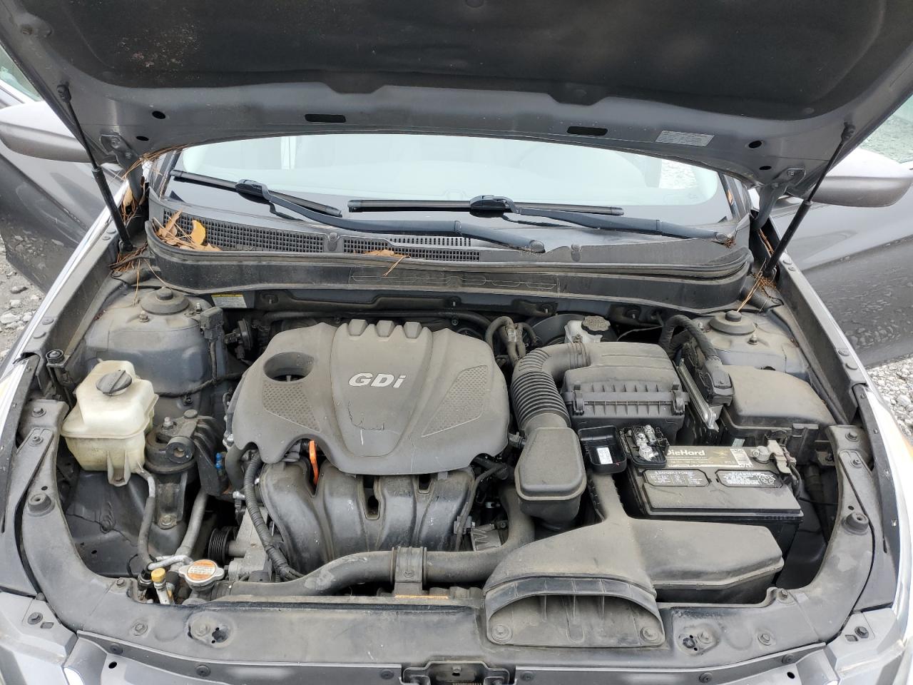 2012 Hyundai Sonata - Image 11