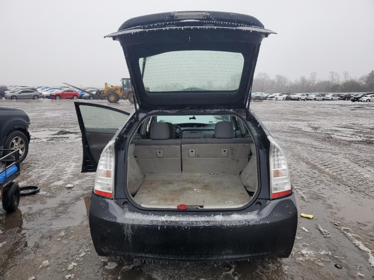 2011 Toyota Prius - Image 6