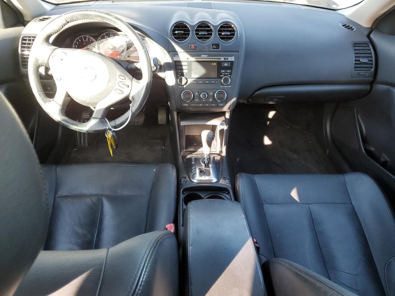 2010 Nissan Altima - Image 8