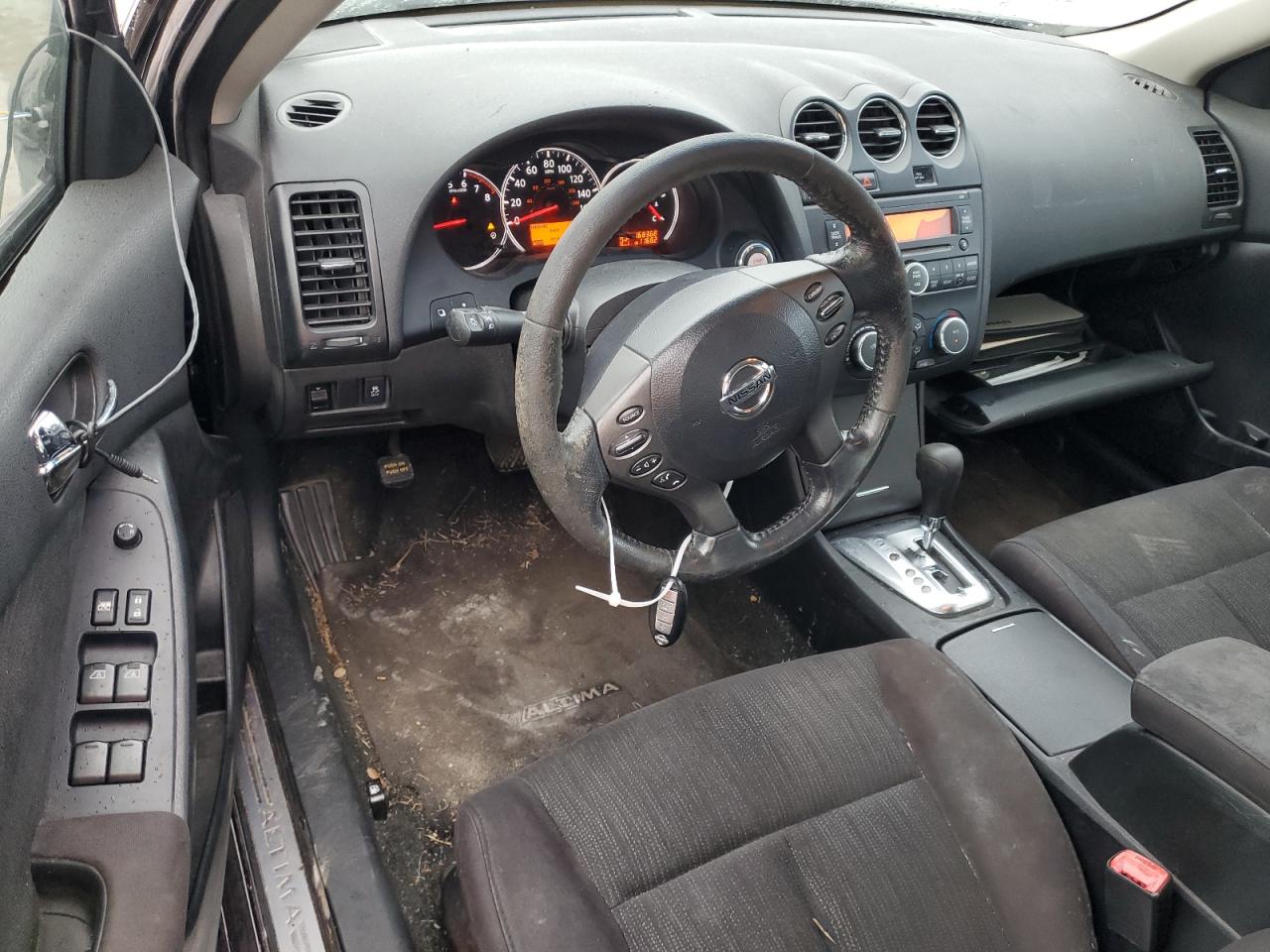 2012 Nissan Altima - Image 8