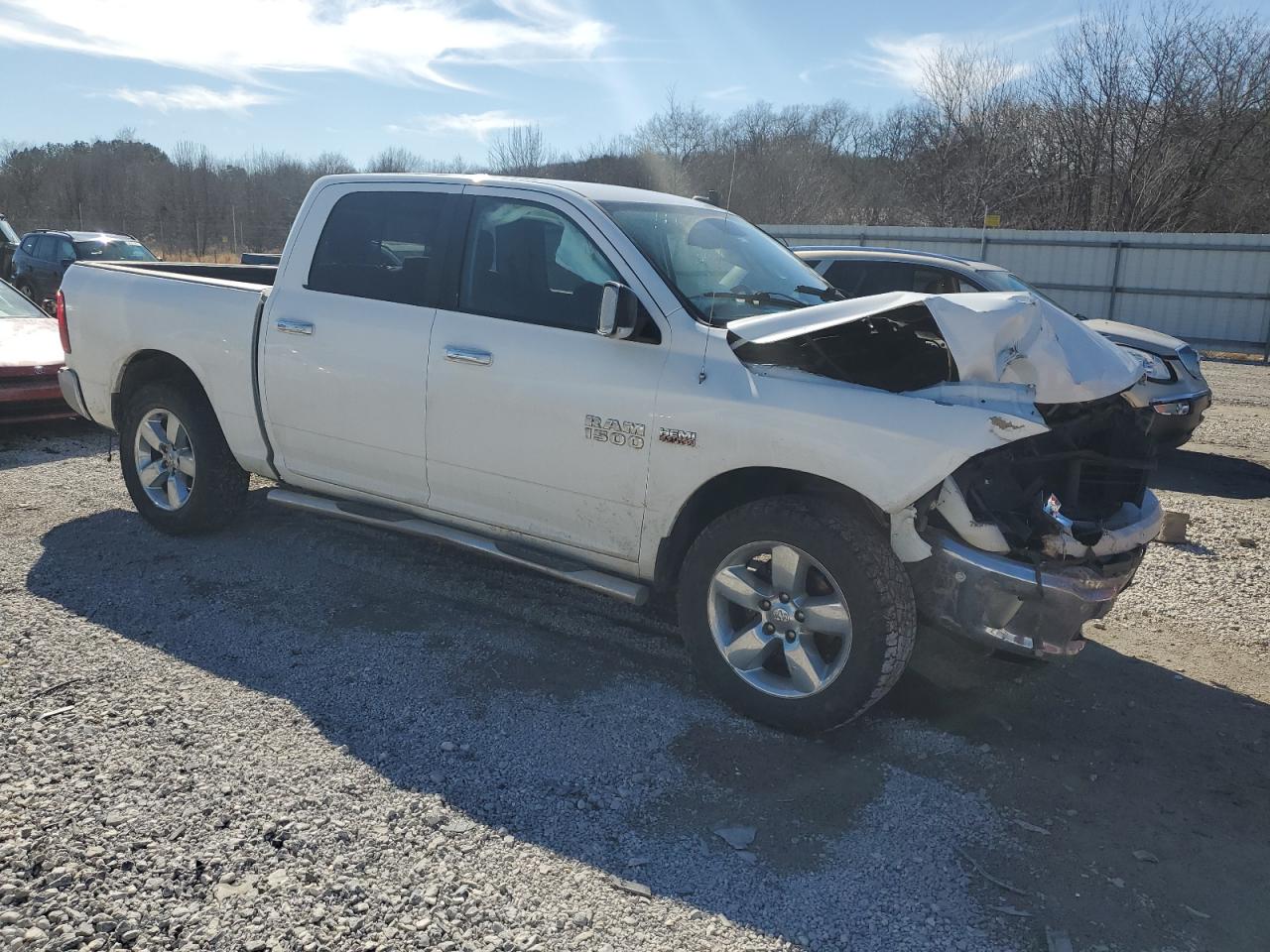 2016 RAM 1500 - Image 4