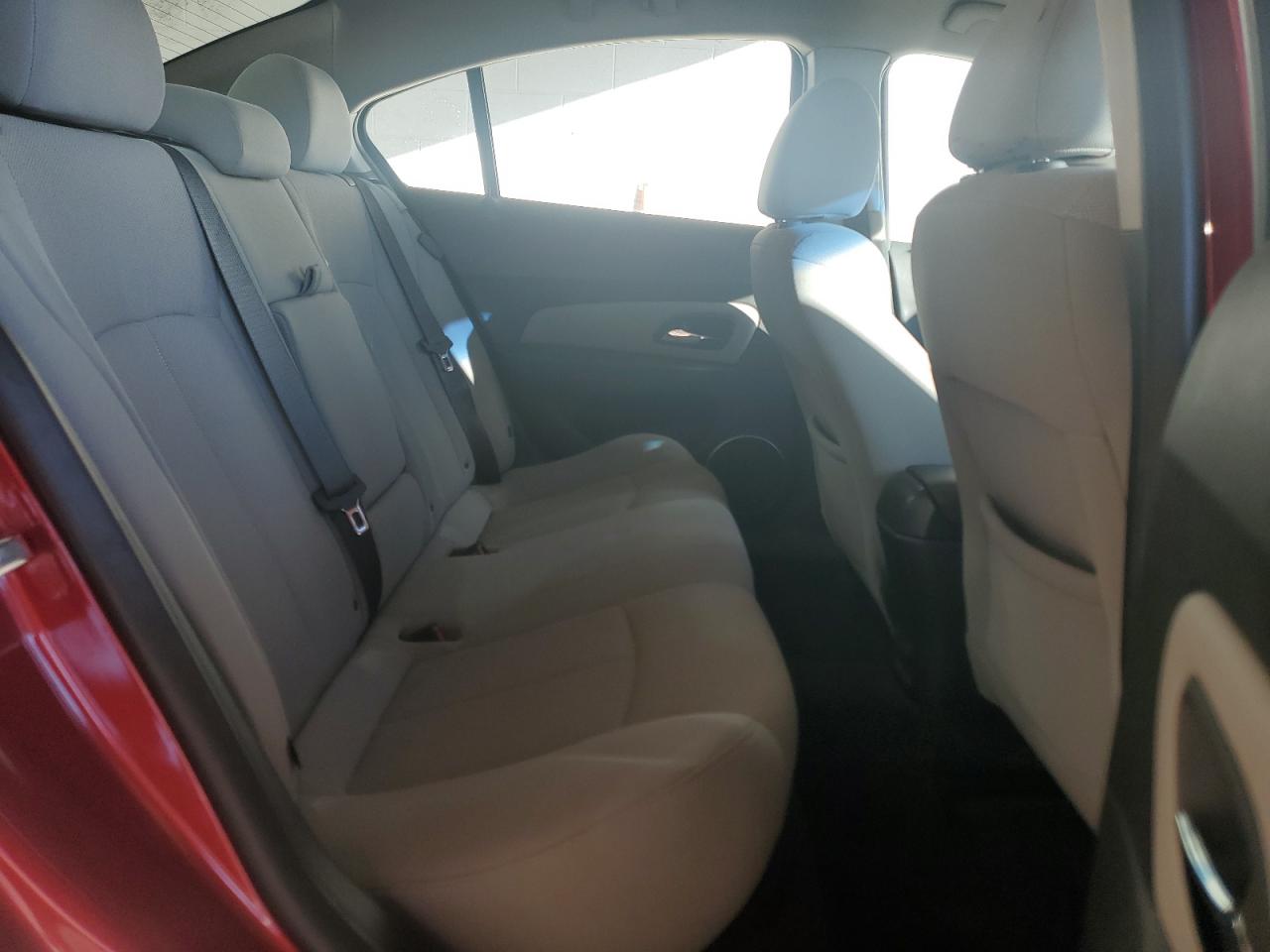 2011 Chevrolet Cruze - Image 10