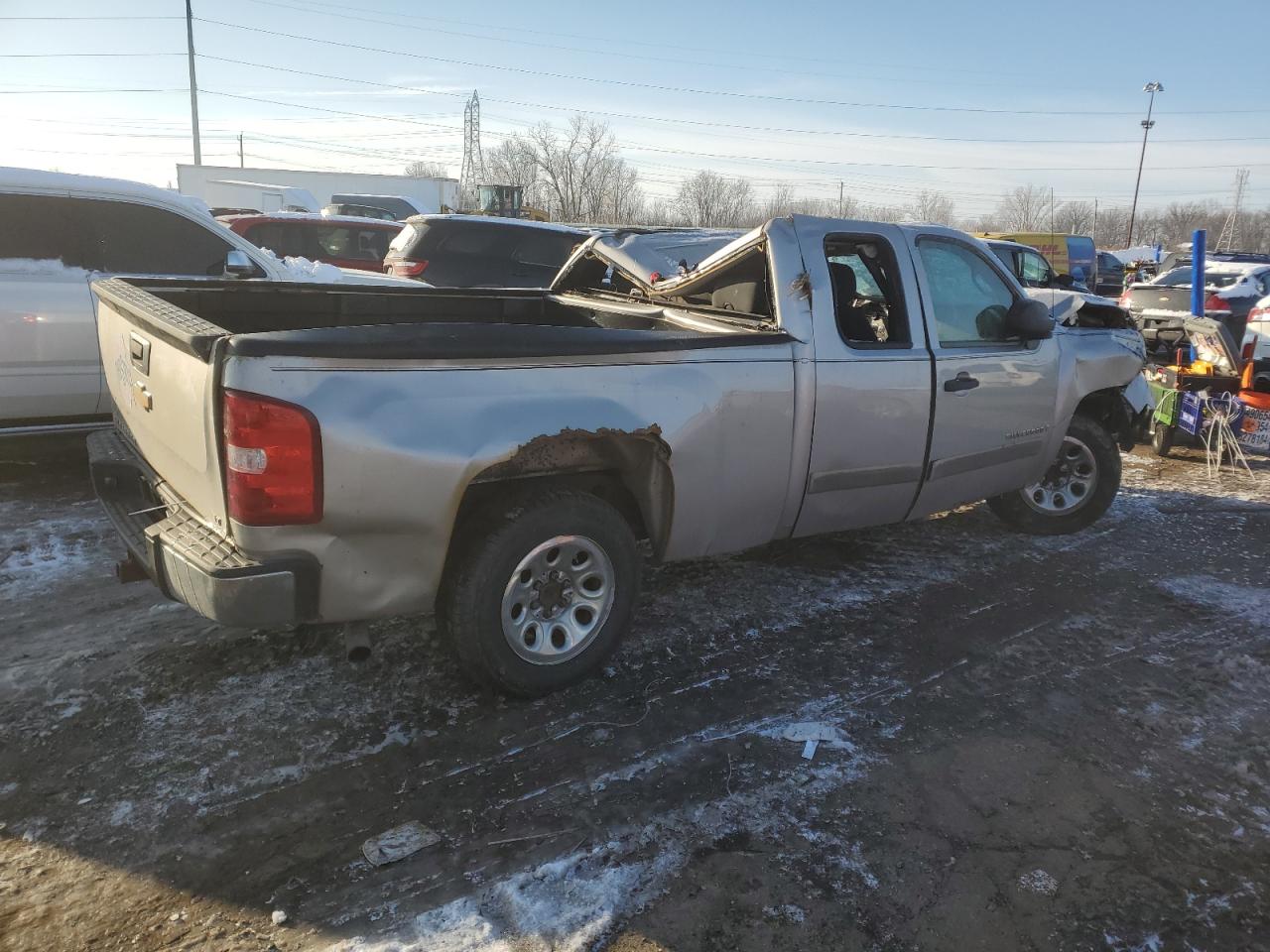 2007 Chevrolet Silverado - Image 3