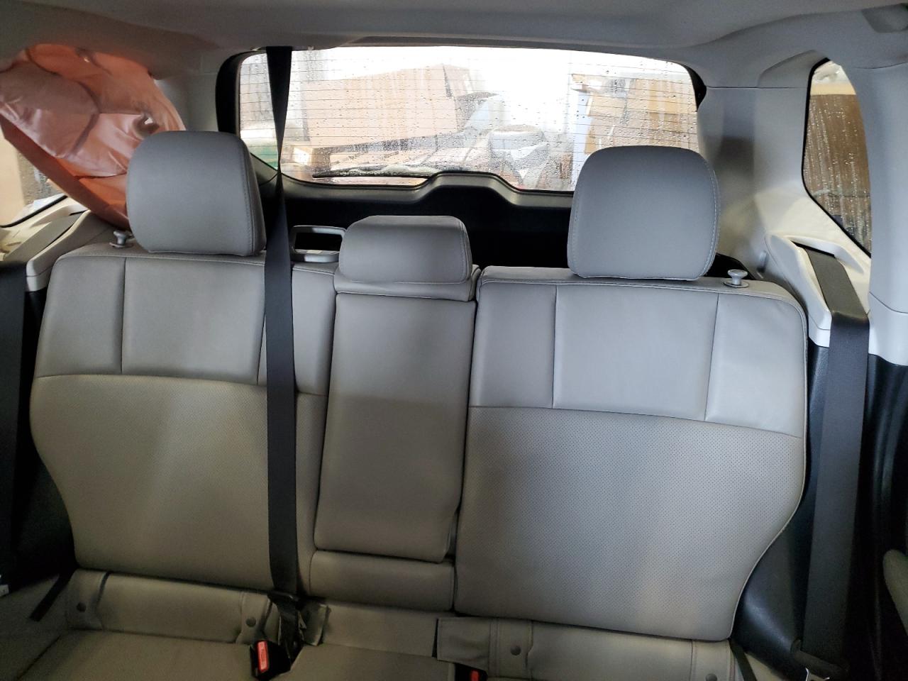 2015 Subaru Forester - Image 10