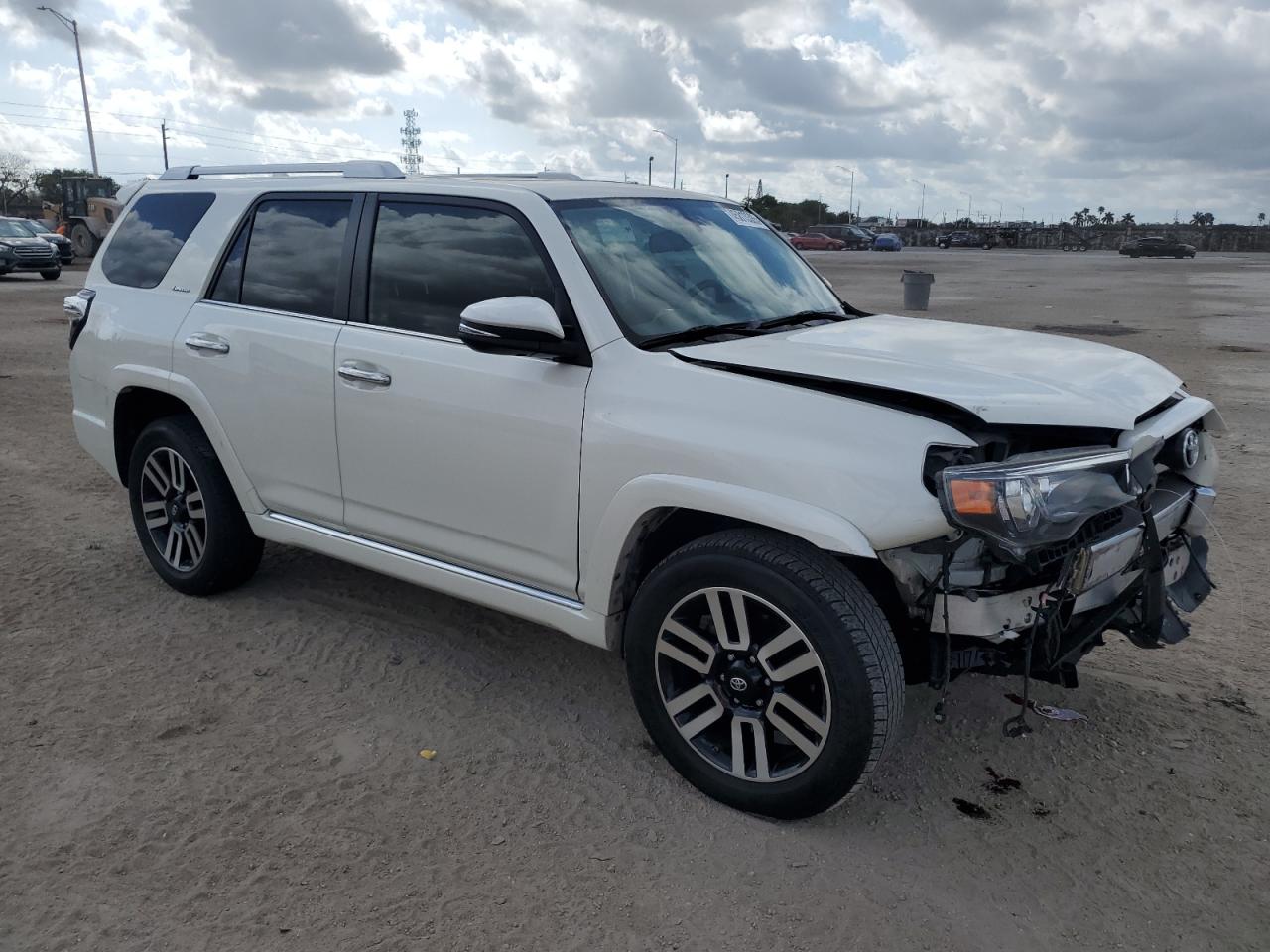 2018 Toyota 4Runner - Image 4