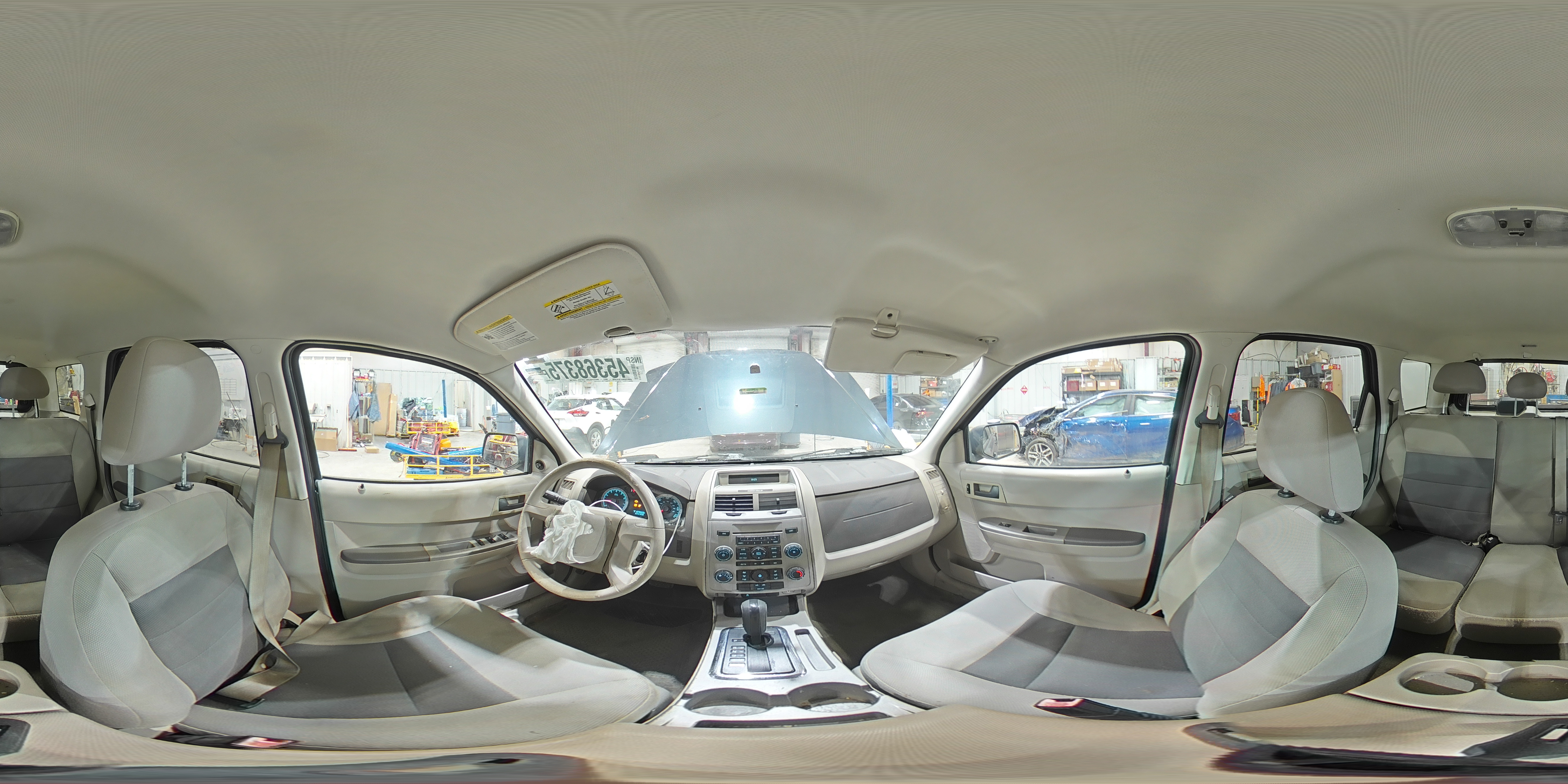 2008 Ford Escape - Image 13