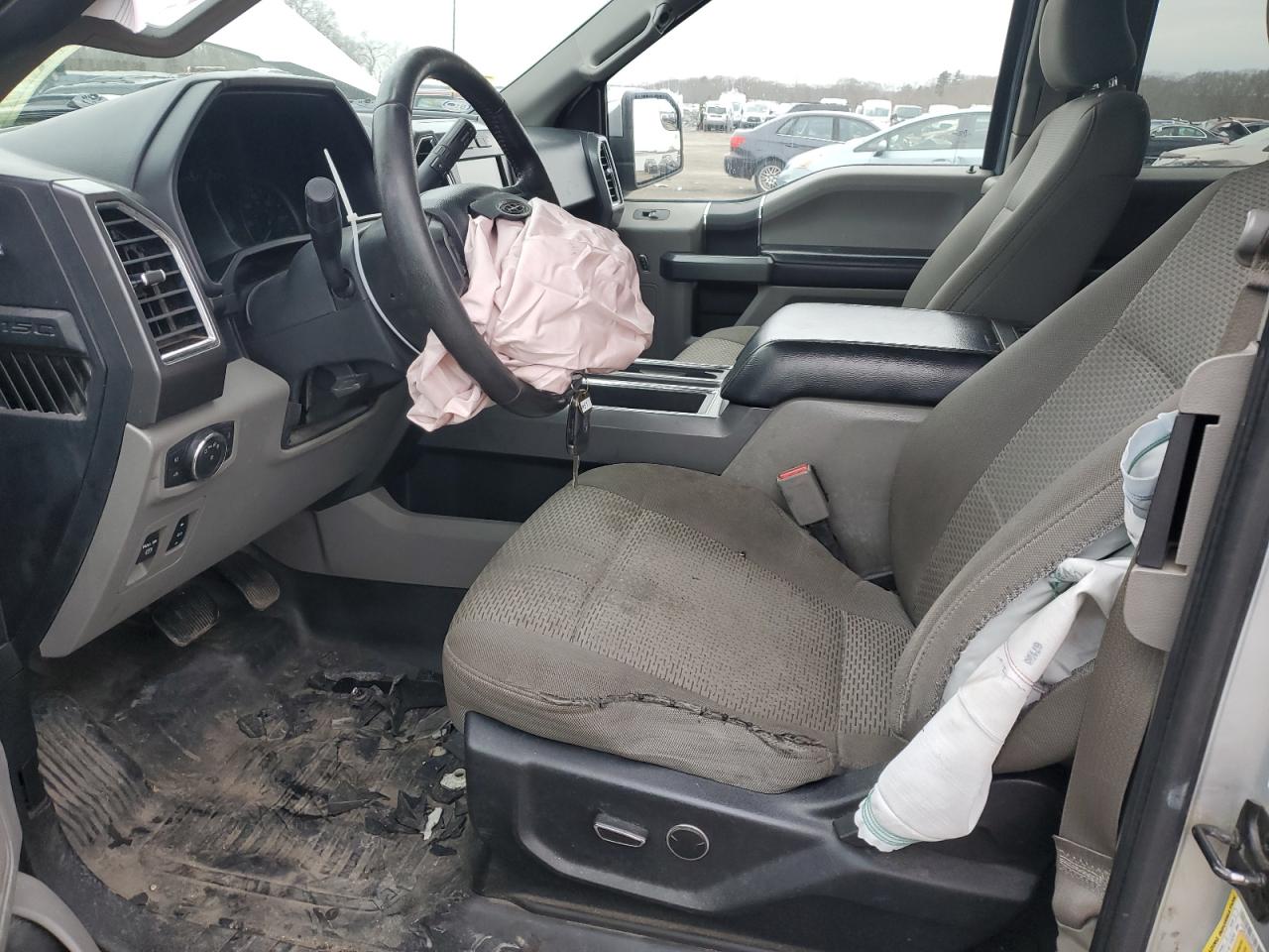 2016 Ford F-150 - Image 7