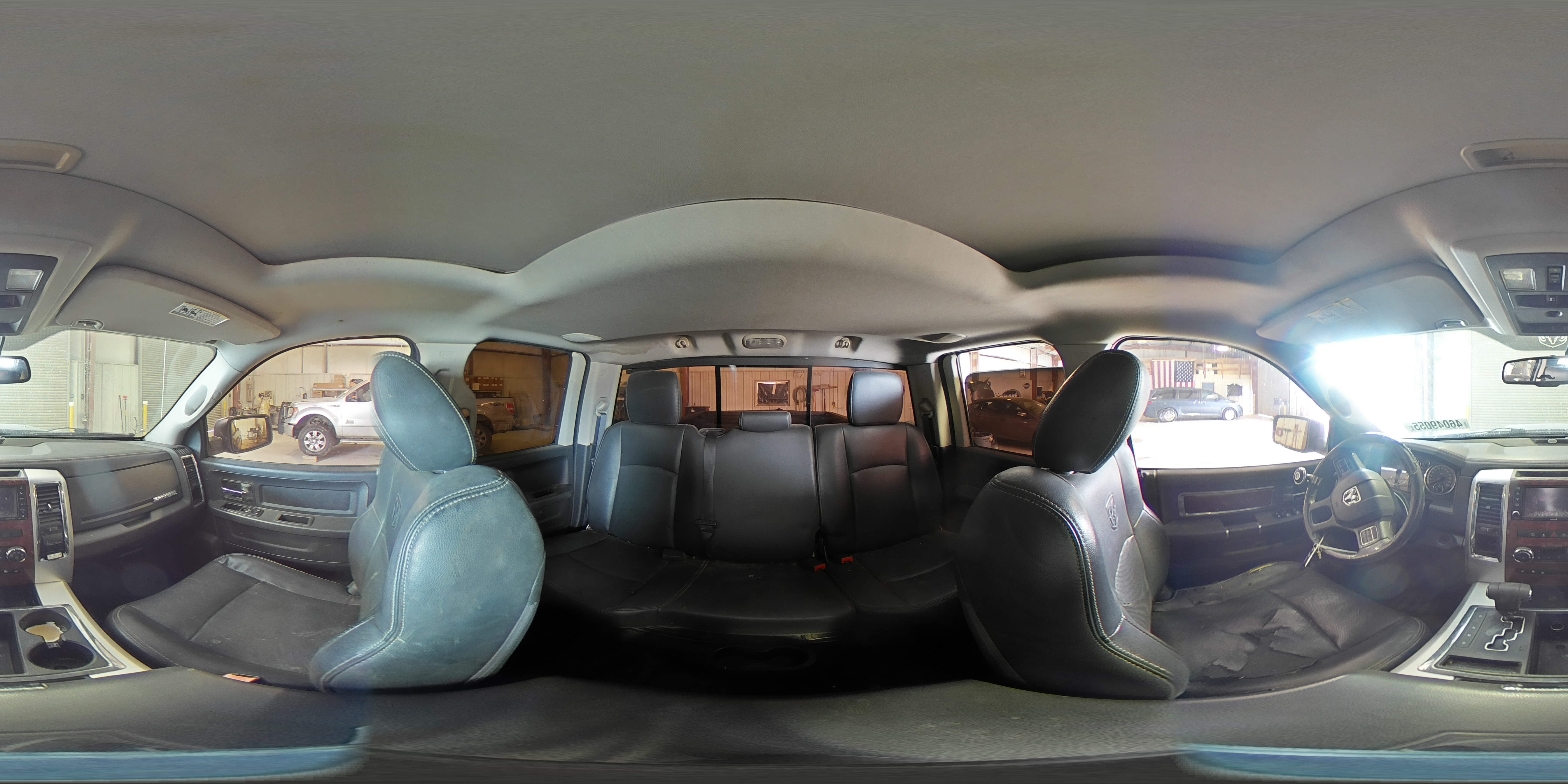 2012 Dodge RAM - Image 17