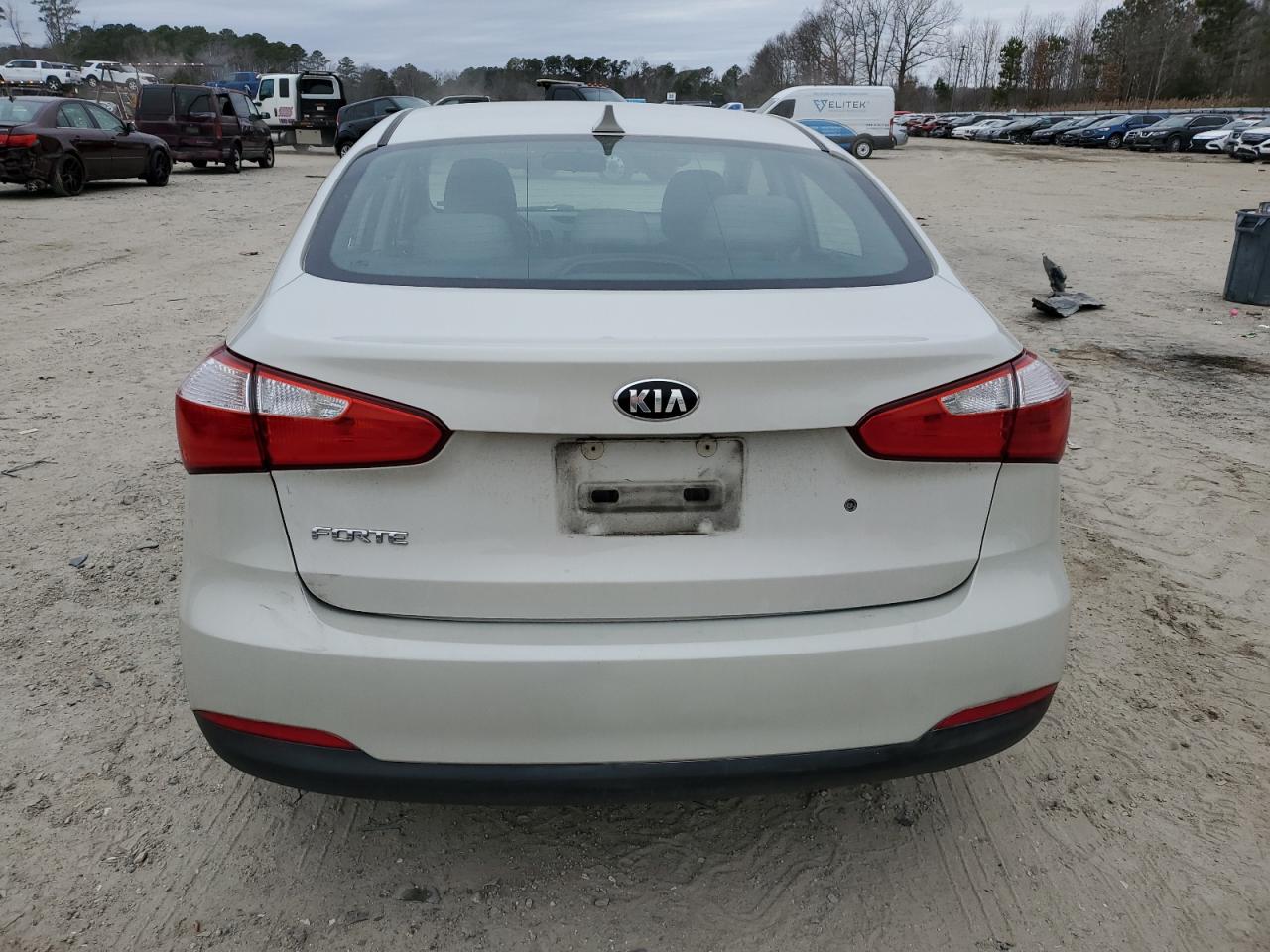 2015 Kia Forte - Image 6