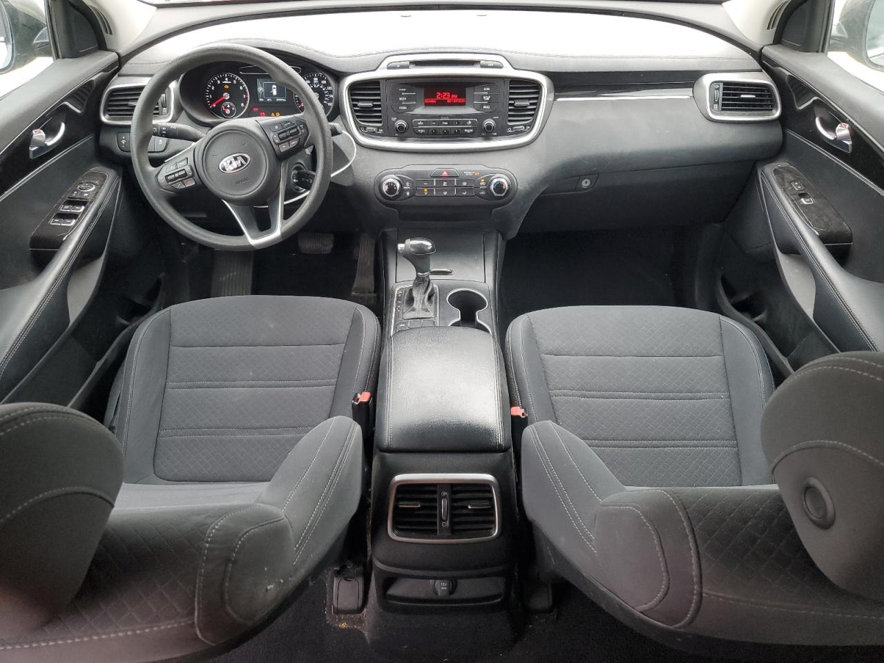 2017 Kia Sorento - Image 8