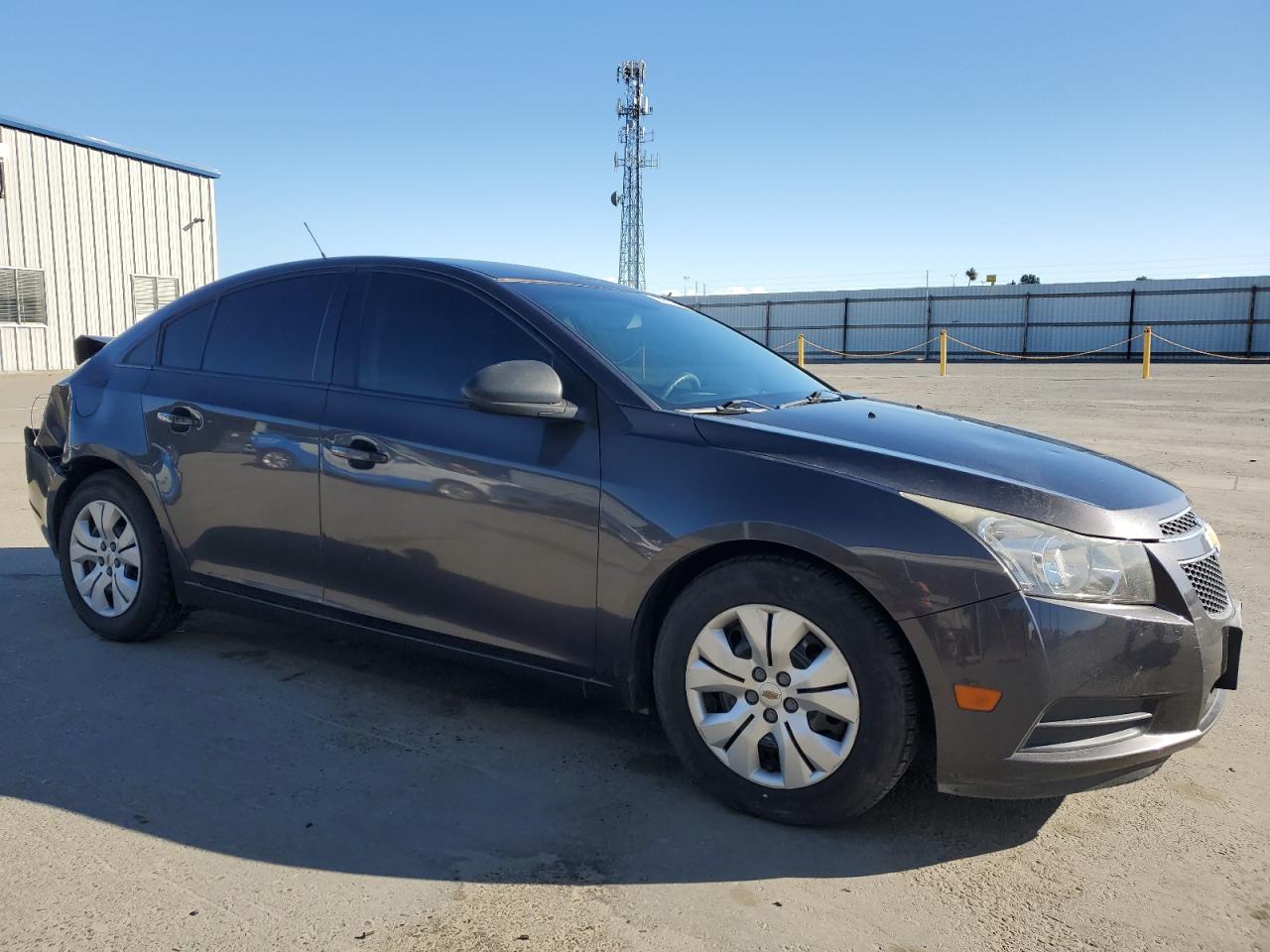 2014 Chevrolet Cruze - Image 4