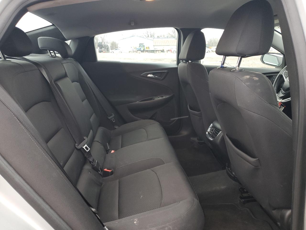 2016 Chevrolet Malibu - Image 10