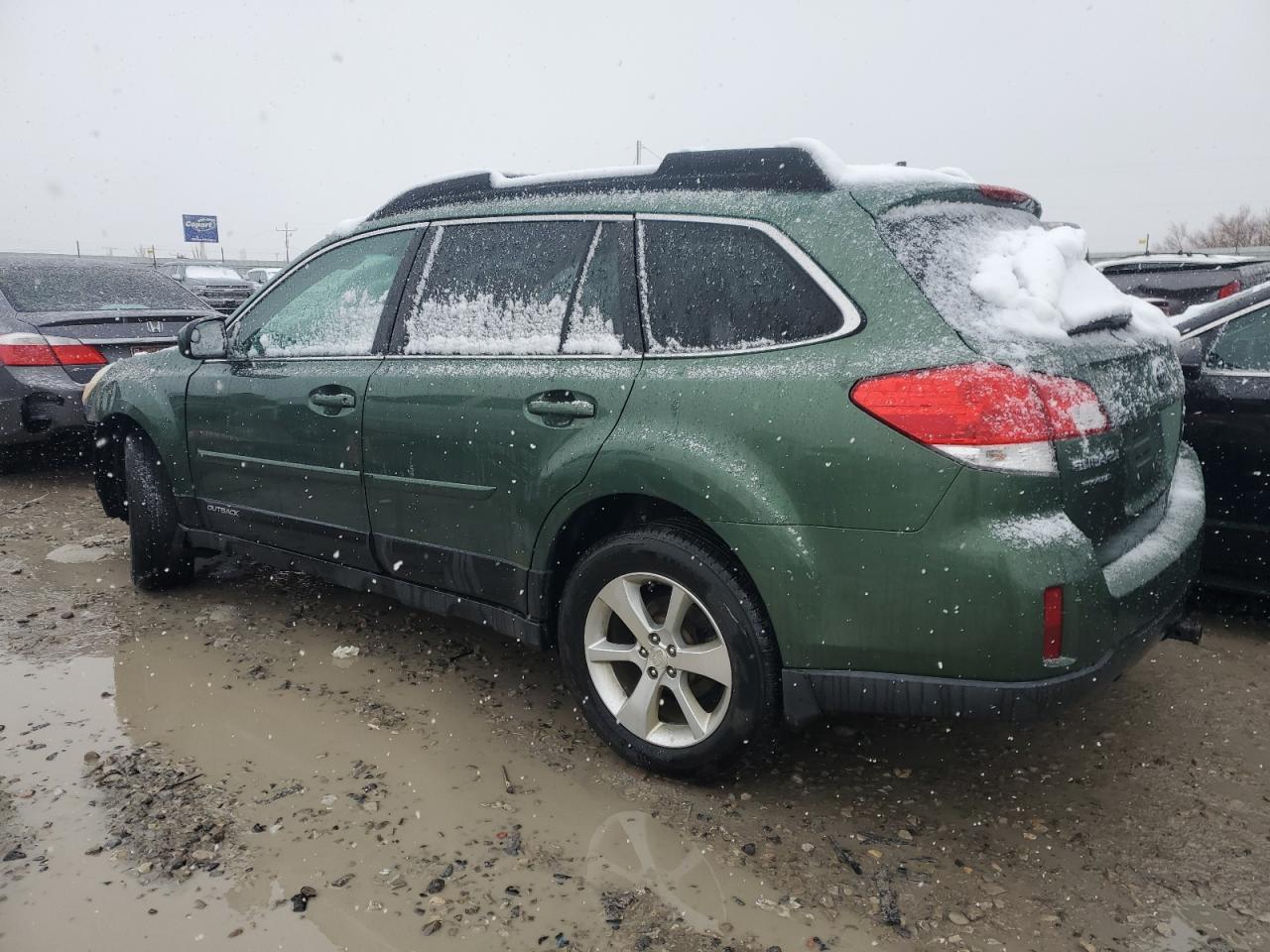 2013 Subaru Outback - Image 2
