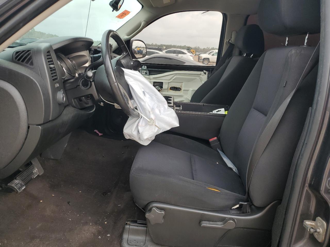2010 Chevrolet Silverado - Image 7