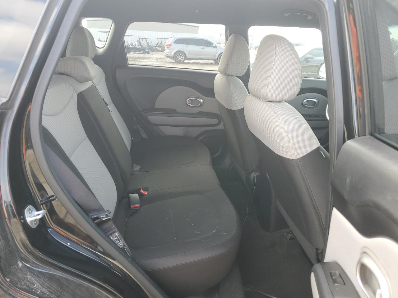 2016 Kia Soul - Image 12