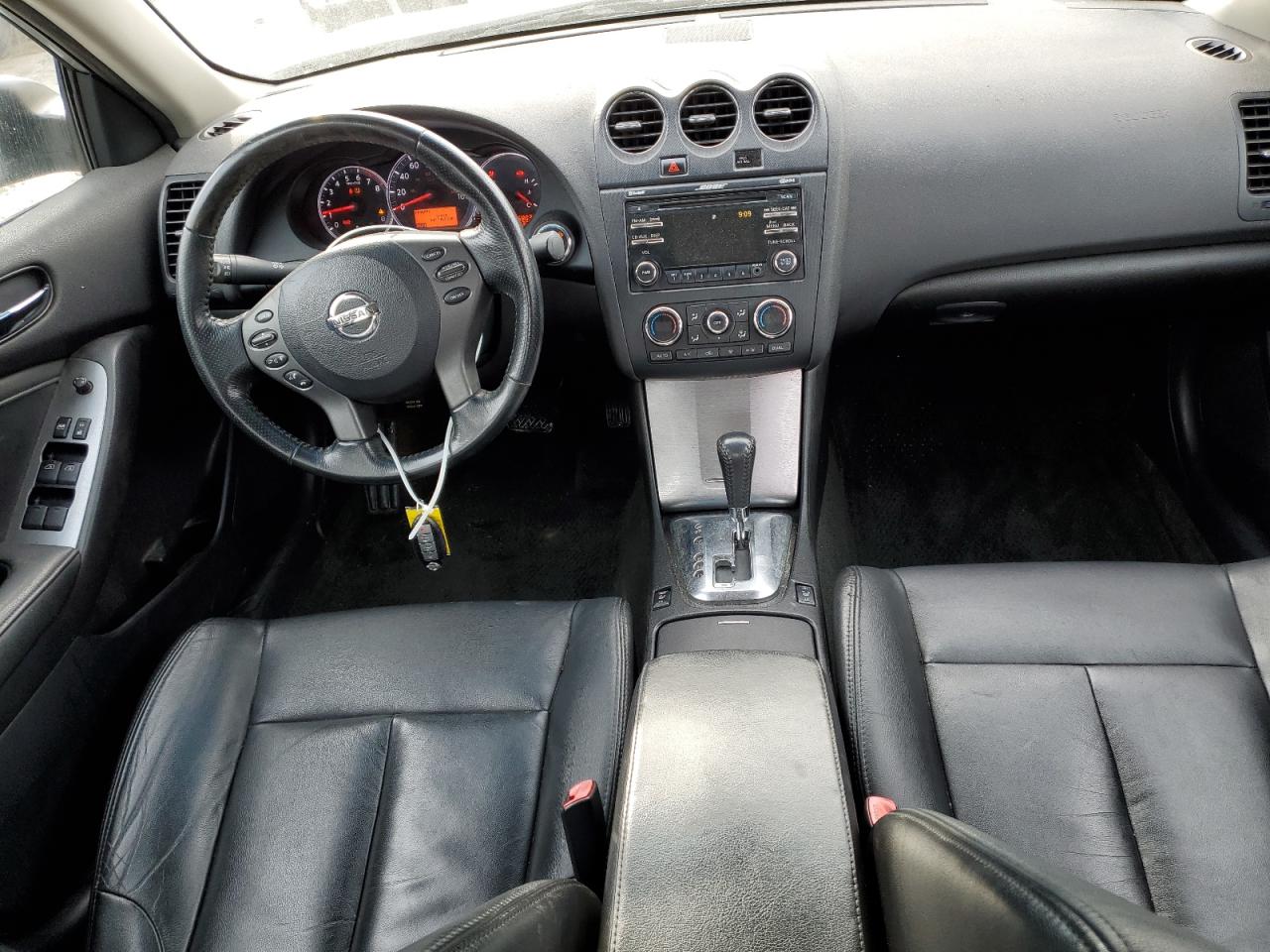 2012 Nissan Altima - Image 8