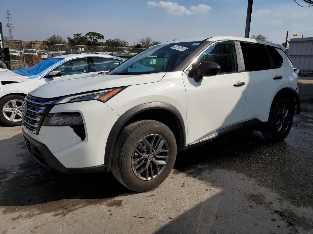 2024 Nissan Rogue - Image 1